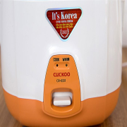 Nồi cơm điện Cuckoo 0.5 lít CR-0331