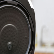 Nồi cơm điện tử áp suất Cuckoo 1.8 lít CRP-G1015M (Đỏ)