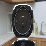 Nồi cơm điện tử áp suất Cuckoo 1.8 lít CRP-G1015M (Hồng)