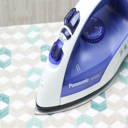 Bàn ủi hơi nước Panasonic NI-E510TDRA