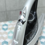 Bàn ủi hơi nước Panasonic NI-W650CSLRA