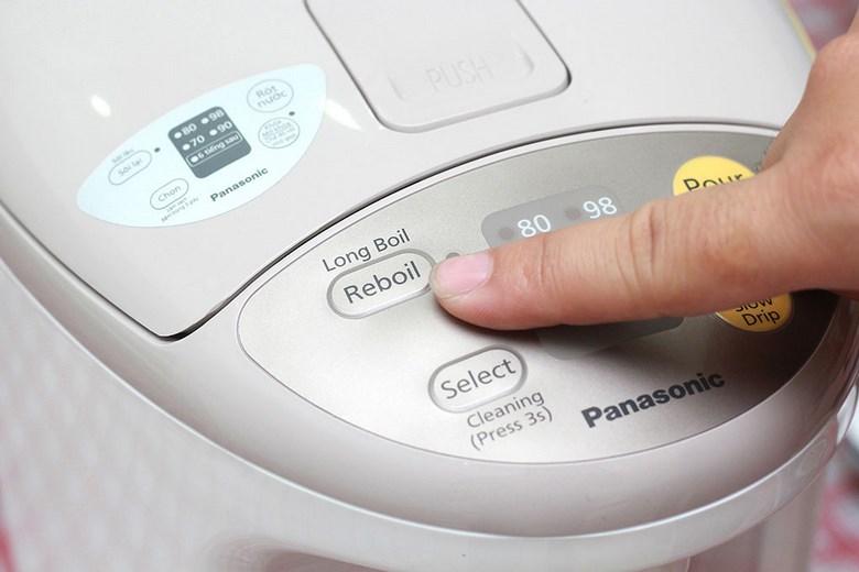 B&igrave;nh thủy điện Panasonic NC-EG3000CSY 3 lít